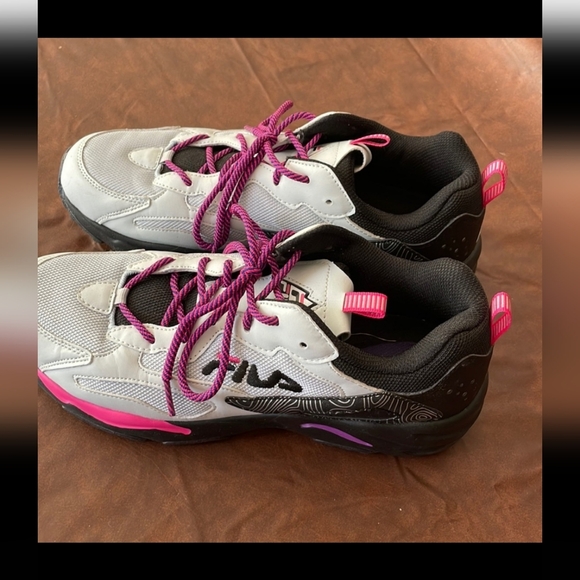 Fila - 'Ray Chaser 2' Sneakers - Picture 5 of 7